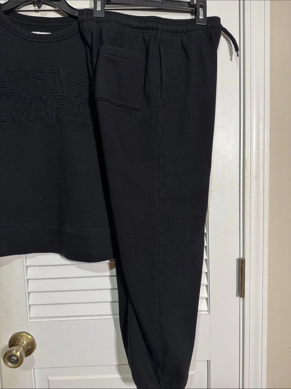 GAP Kids Black Star Wars Embroidered Sweatshirt & Jogger Set. Limited Edition.